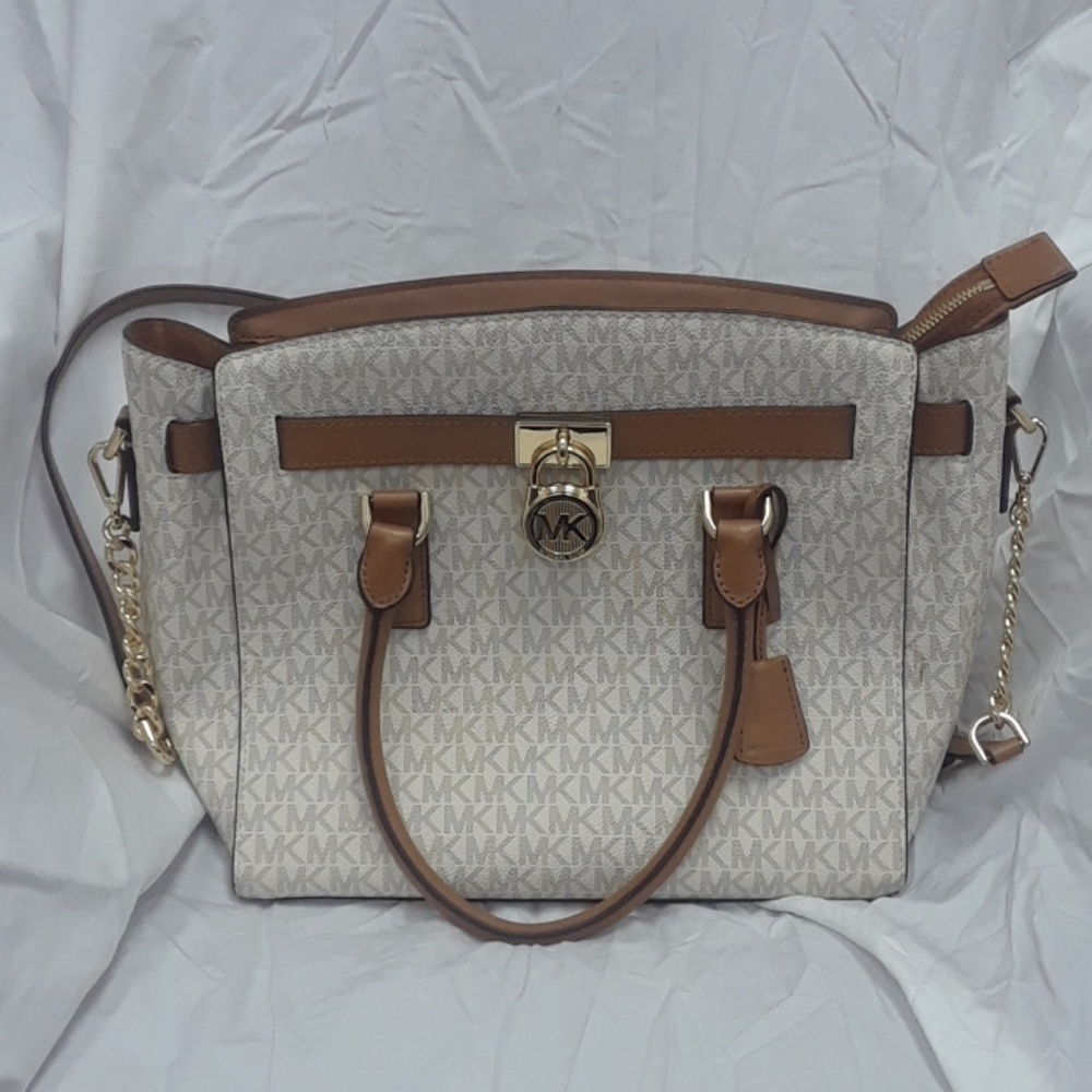 MK   Studio  Hamilton Large East West  Satchel